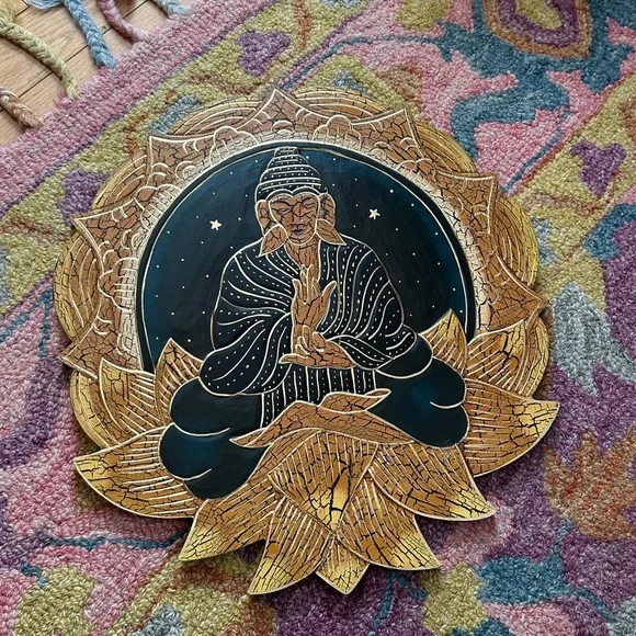 Vintage 15.5" Crackled Wood Handcarved Gold and Black Buddha Wall Art Indonesia - Picture 10 of 15